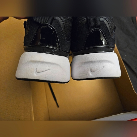 Women's Nike Ryz 365 2 - Picture 9 of 15